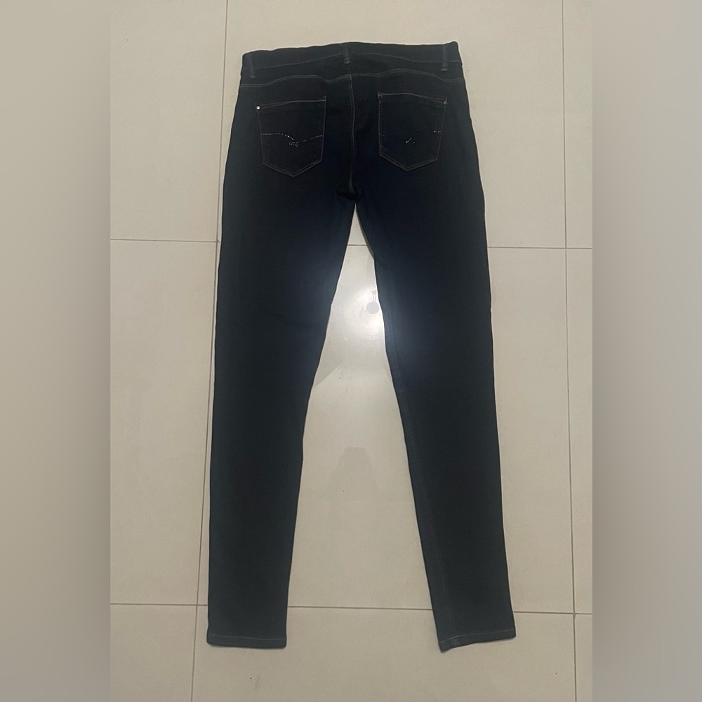 Brand: Premium Quality (European); Size: 06; Color: Dark washed blue jeans
